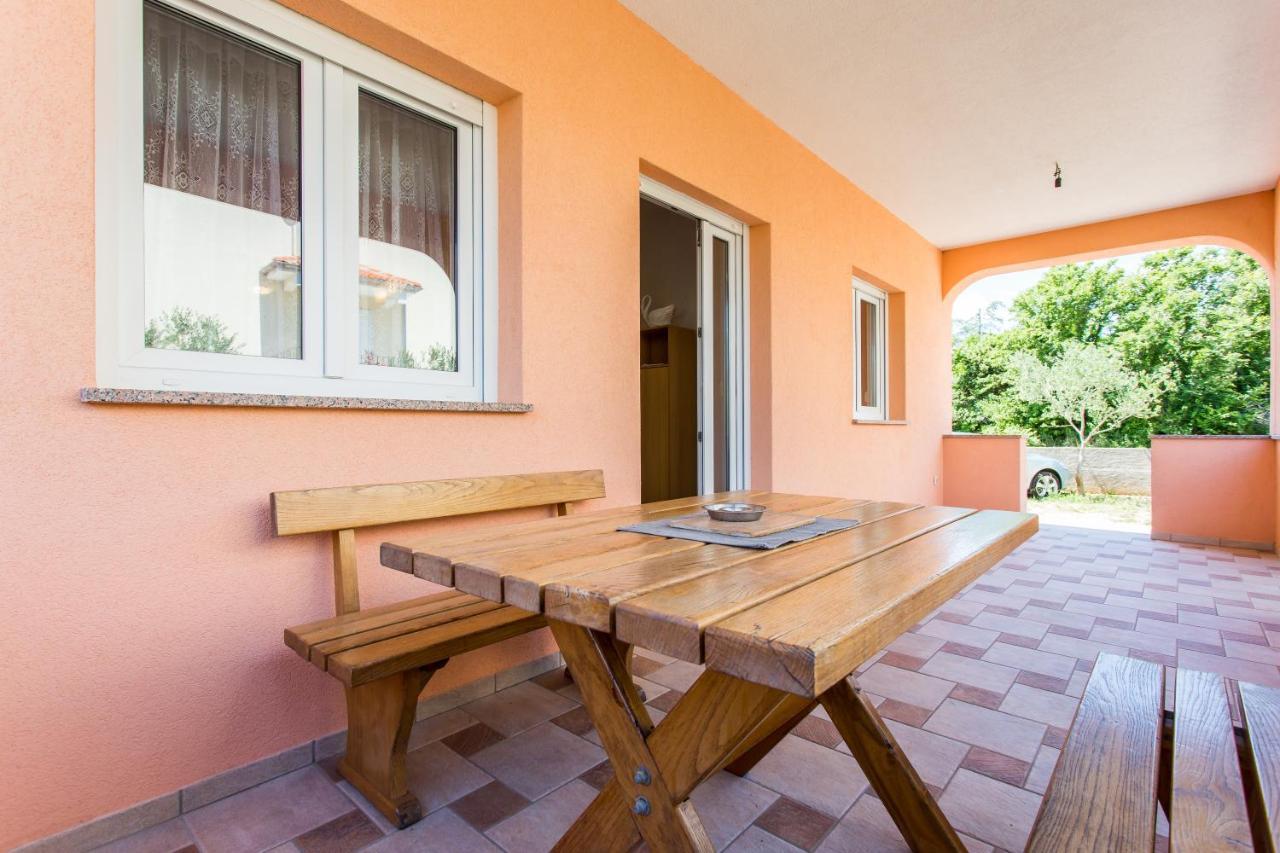 Apartman Justinic Šilo Eksteriør billede